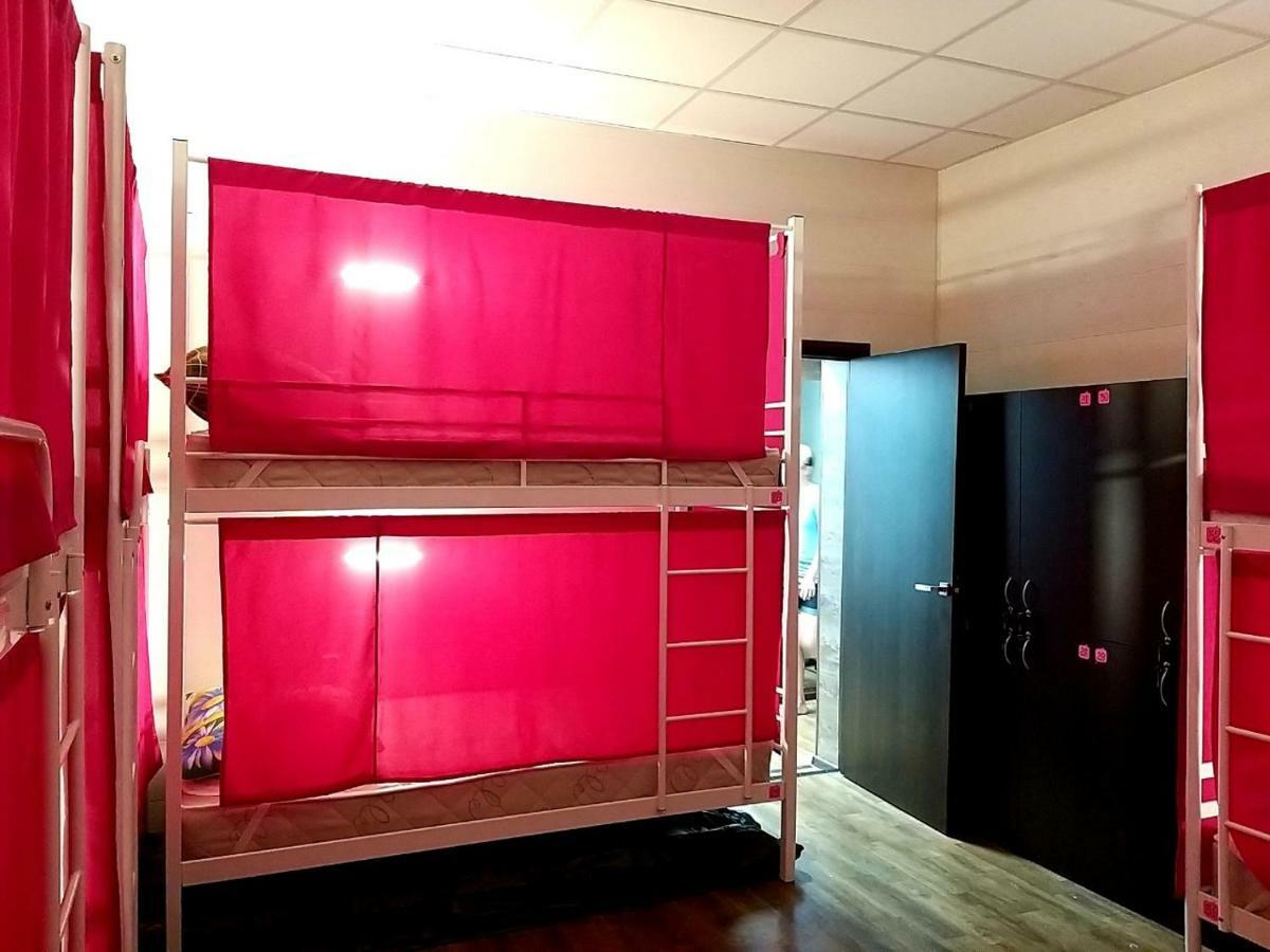 Hostel 777 Vokzal Kiev Eksteriør bilde